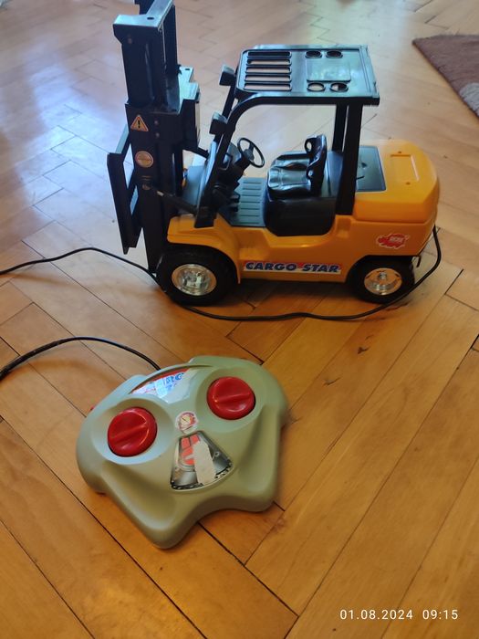 Ретро играчка Мотокар