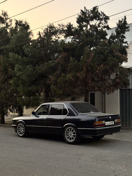 Продам или обменяю BMW E28