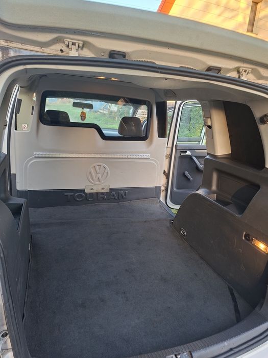 VOLKSWAGEN Touran 2009 — imagine 3