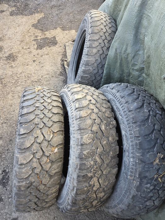 Продам диски R16 с покрышками