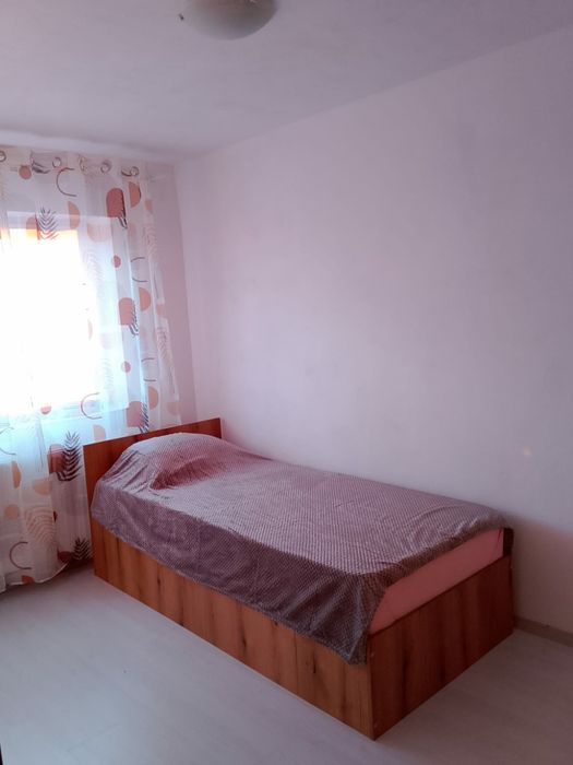 Apartament 3 camere de închiriat Sântandrei