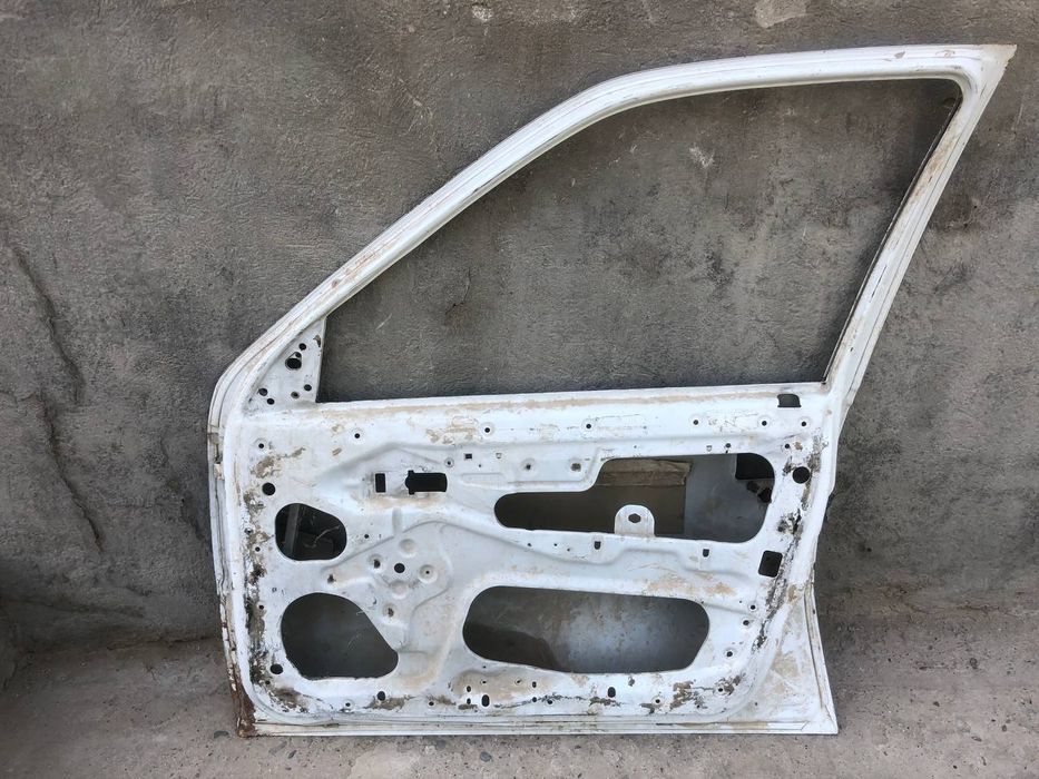 Nexia 1 eshigi radnoy ozroq kamchlgi bor