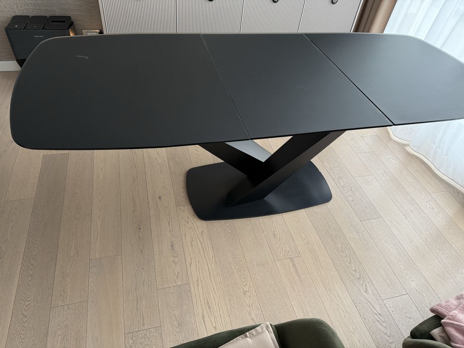 Masa dining extensibila