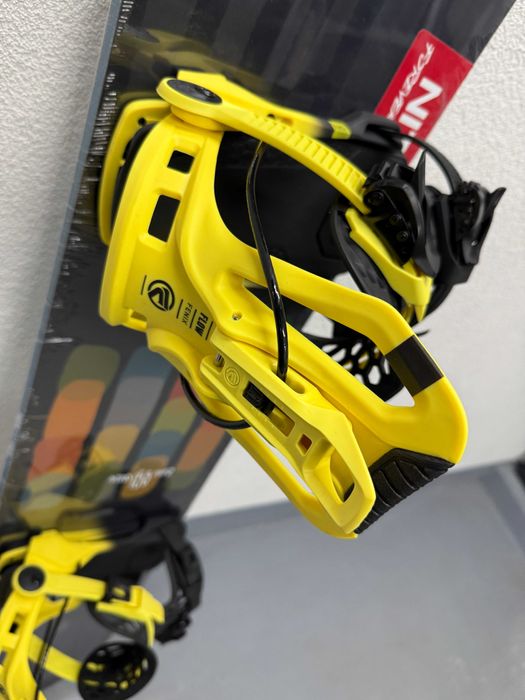 placa noua snowboard nitro phase L155cm