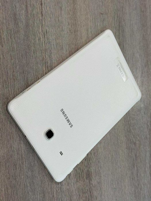 Таблет Samsung Galaxy Tab E