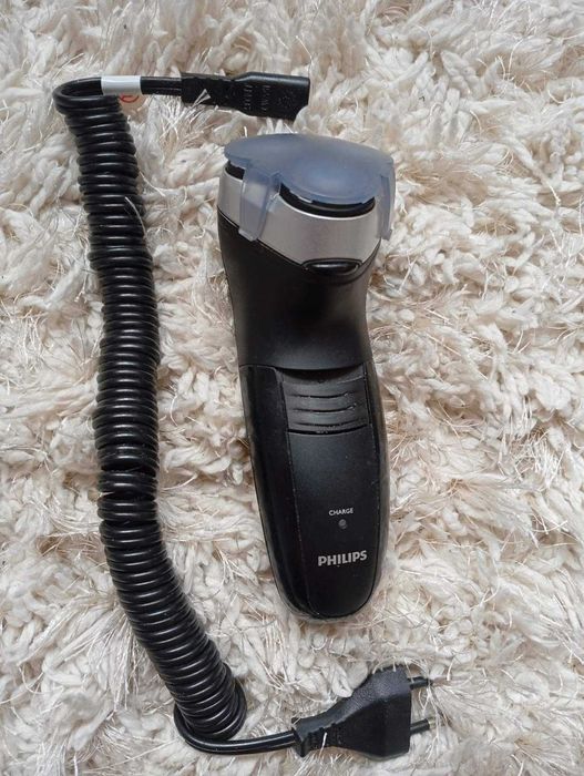 Електрическа Самобръсначка Филипс