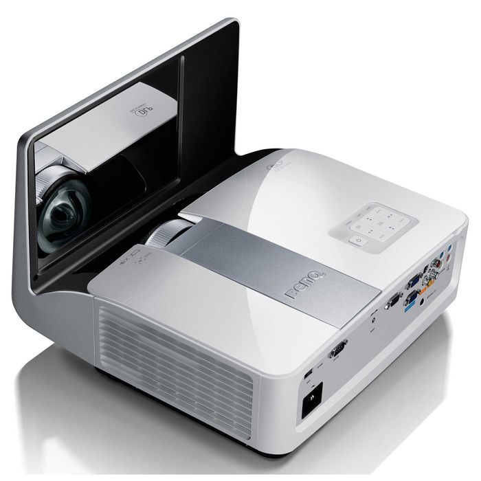 Videoproiector BenQ MW843UST/3D/HDMI/Contr.13000:1/3000ANSI-Lampa noua