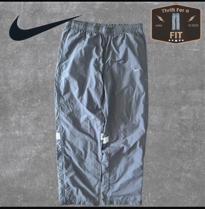 Trening bluza si pantaloni nike din anii 2000 gri alb L n jordan M XL