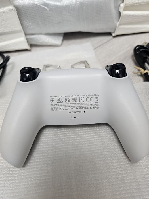 Ps5 slim 1TB  digital garantie 2ani .playstation 5 slim digital ca nou