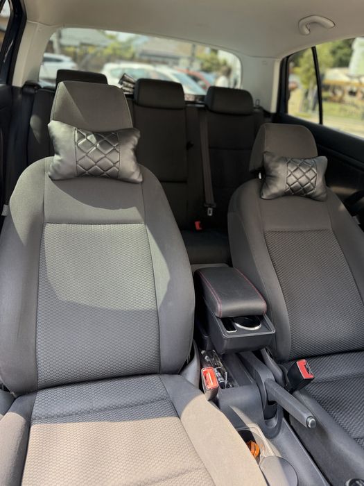 Vând Volkswagen Golf 6 Plus