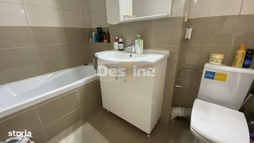Apartament 2 camere la etaj intermediar, bloc izolat, in zona Spitalul