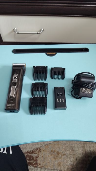 Профессиональная машинка для стришки волос