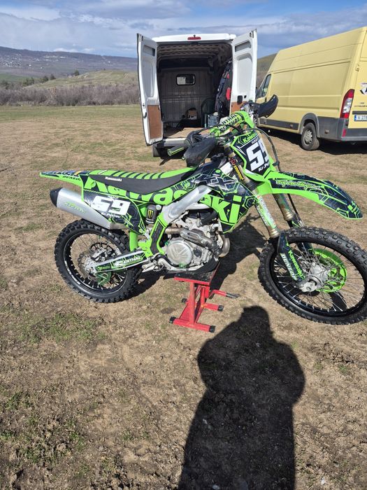 Кавазаки КХ450f 2022г на 85мч.Мотора е като нов.Много туниг