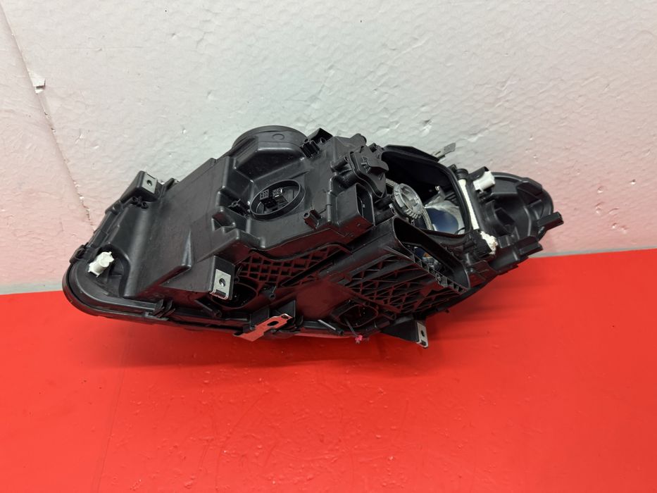 Far bmw F10 F11 xenon adaptive LCI 2013-2016 dreapta