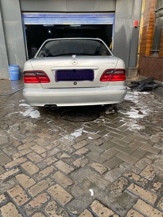 Mersedes Benz E 500 AMG 5 литрлик сотилади