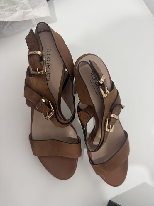 Продам женские туфли б/у, размер 37-38