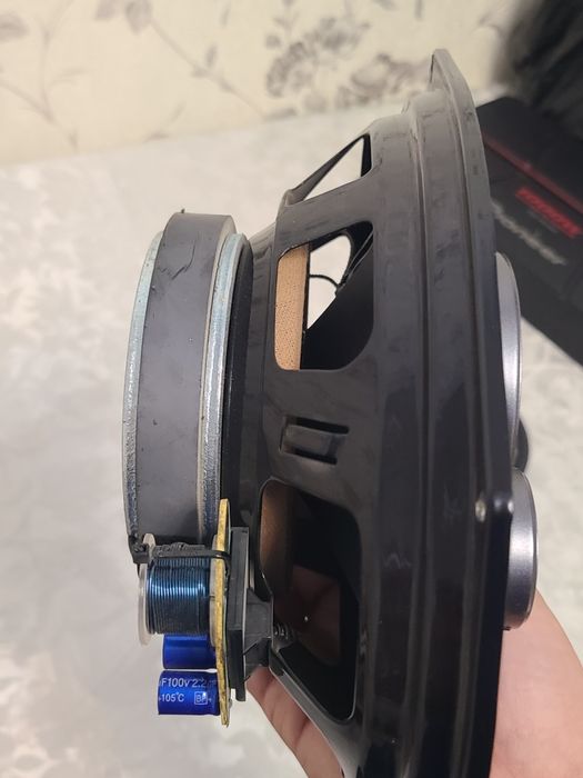 Продам колонки оригинальные kenwood kfc hq718 320w