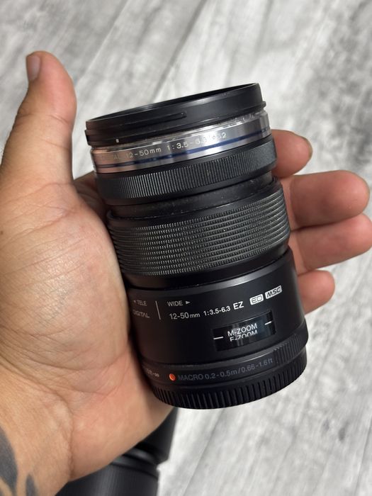 Vand Panasonic Gh5 cu 2 obiective