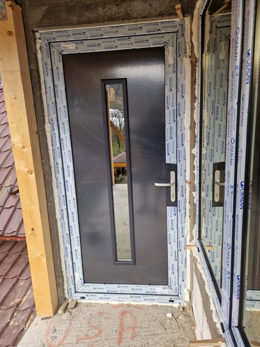 Tâmplărie pvc și al plase țânțari,jaluzele și service feronerie