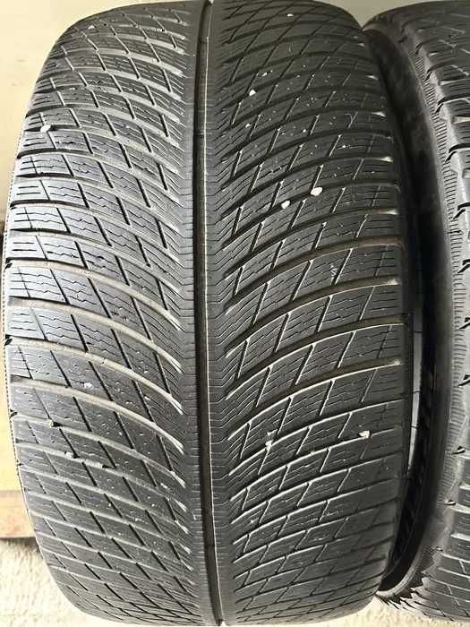 285/40 R20 Michelin Pilot Alpin 5 SUV DOT 3322