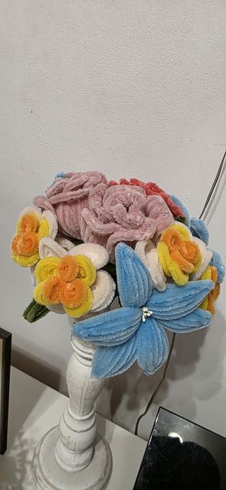 Flori handmade pentru Mărțișor – cadoul perfect din suflet