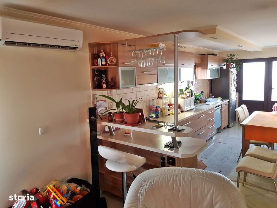Casa in Santion, Bihor, teren 520 mp, 4 camere, 2 bai, garaj – VANZARE