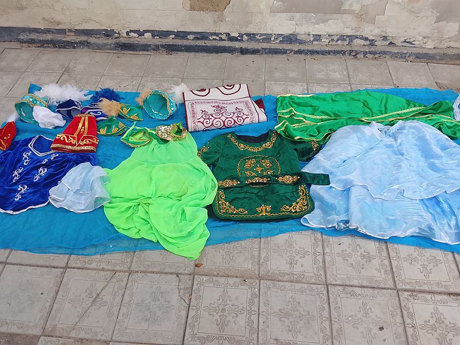 Казахские костюм