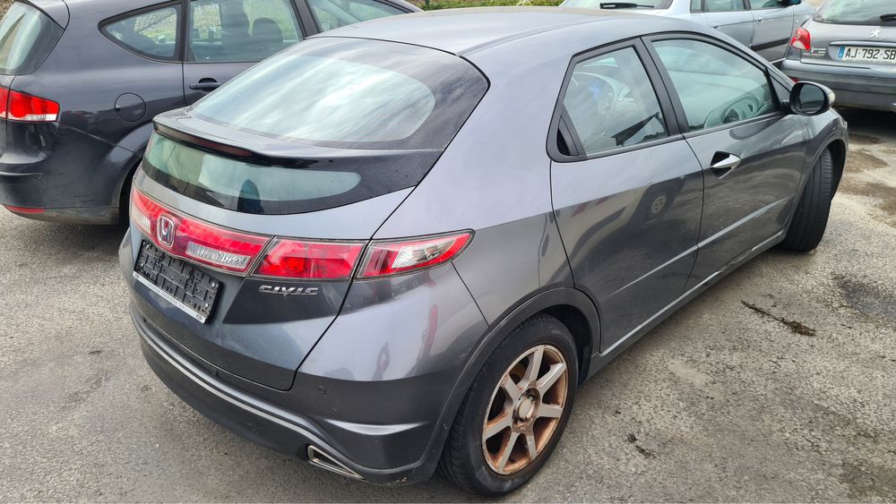 Honda Civic 1.4i/2.2CRDi 2007г. на части