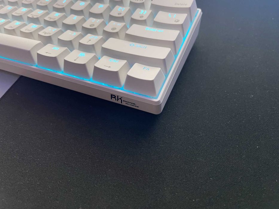 Tastatura mecanica RK61
