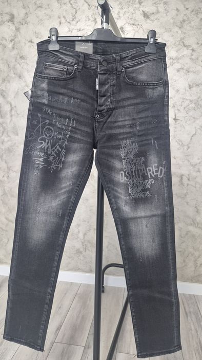 Blugi dsquared2 elastici noi cu etichetă
