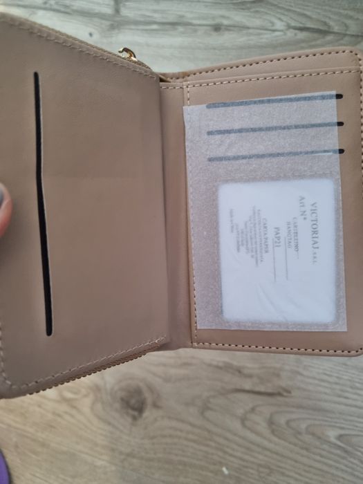 Дамско Портмоне - ново