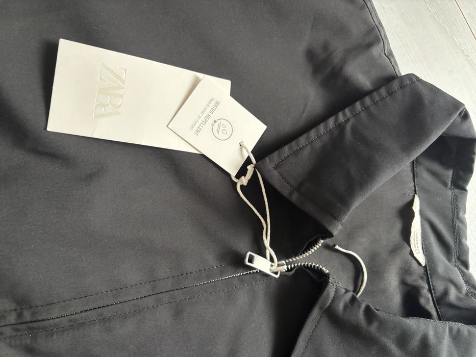 Jacheta impermeabila XL barbati Zara