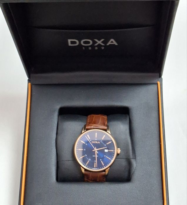 Ceas automatic DOXA