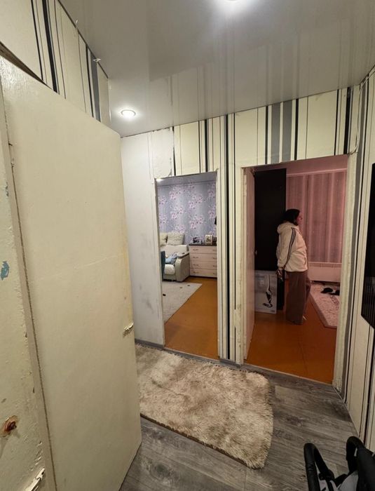 Продам 2 ком квартиру 1/5 19 мик.