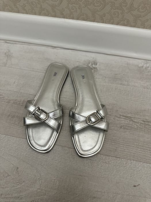 Стильная обувь Zara