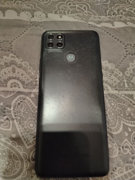 Прадавам Motorola g(9) power