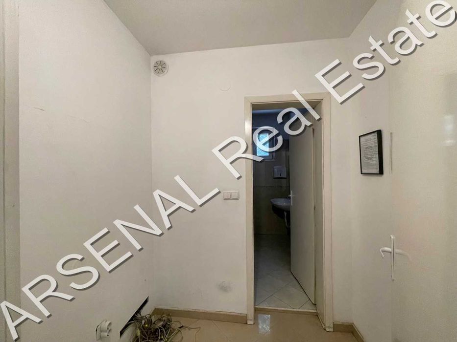 Дава се под наем Офис в София, Лозенец - 265 кв.м за 1500 € - Снимка #6