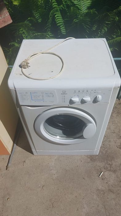 Стиральная машинка на 4 кг