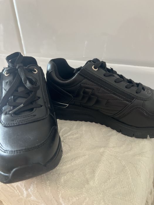 продам новые ботинки