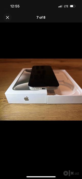 iPhone 15 pro natural titanium