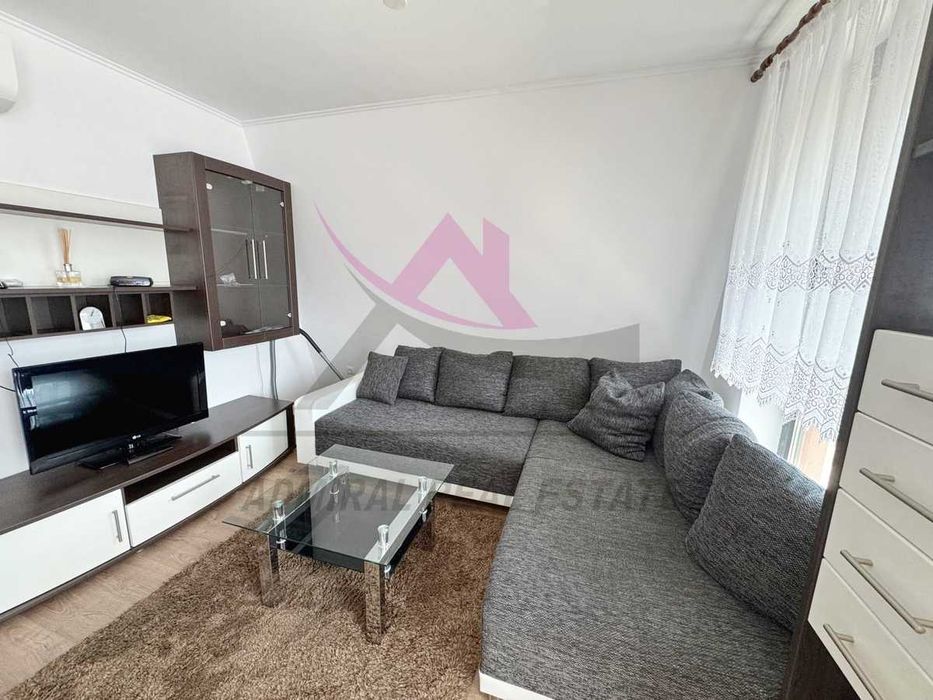 Дава се под наем Тристаен апартамент в Варна, Левски - 75 кв.м за 490 € - Снимка #1