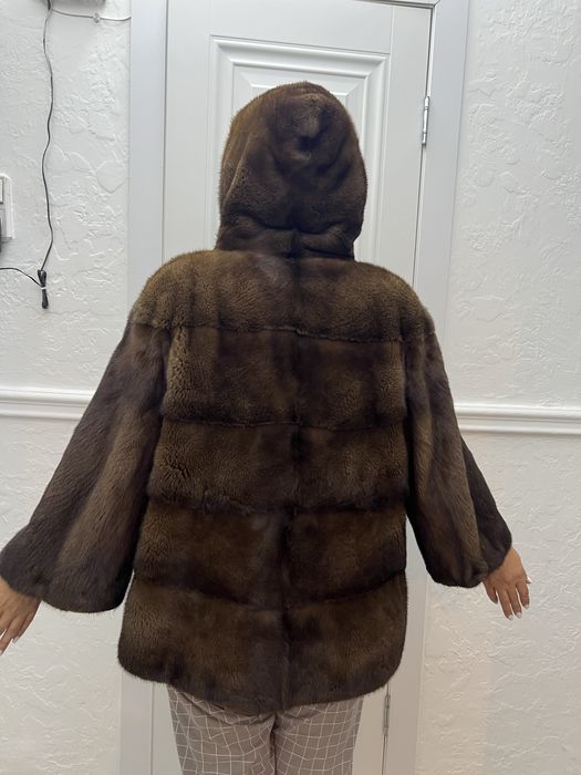 продам норковую шубу