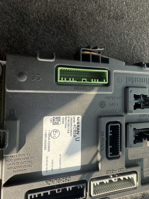 BCM Body control Модул NISSAN QASHQAI J11 284B1 4CB2A