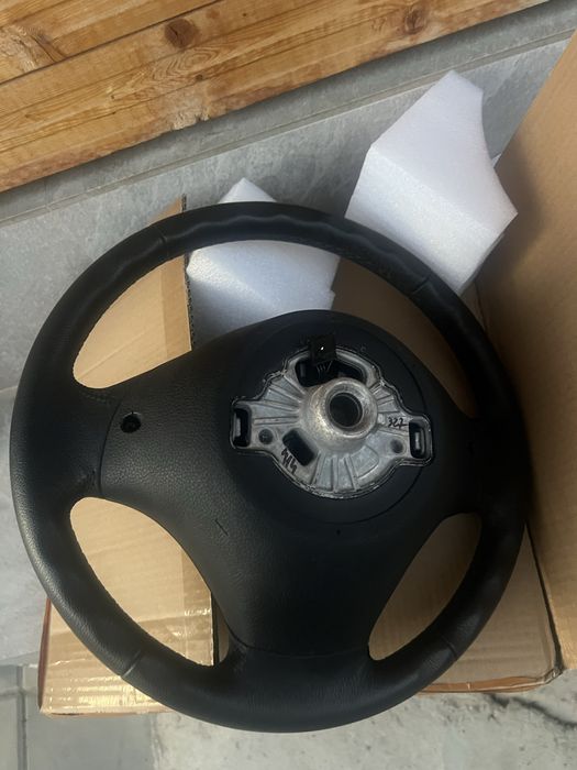Vand volan f30 .