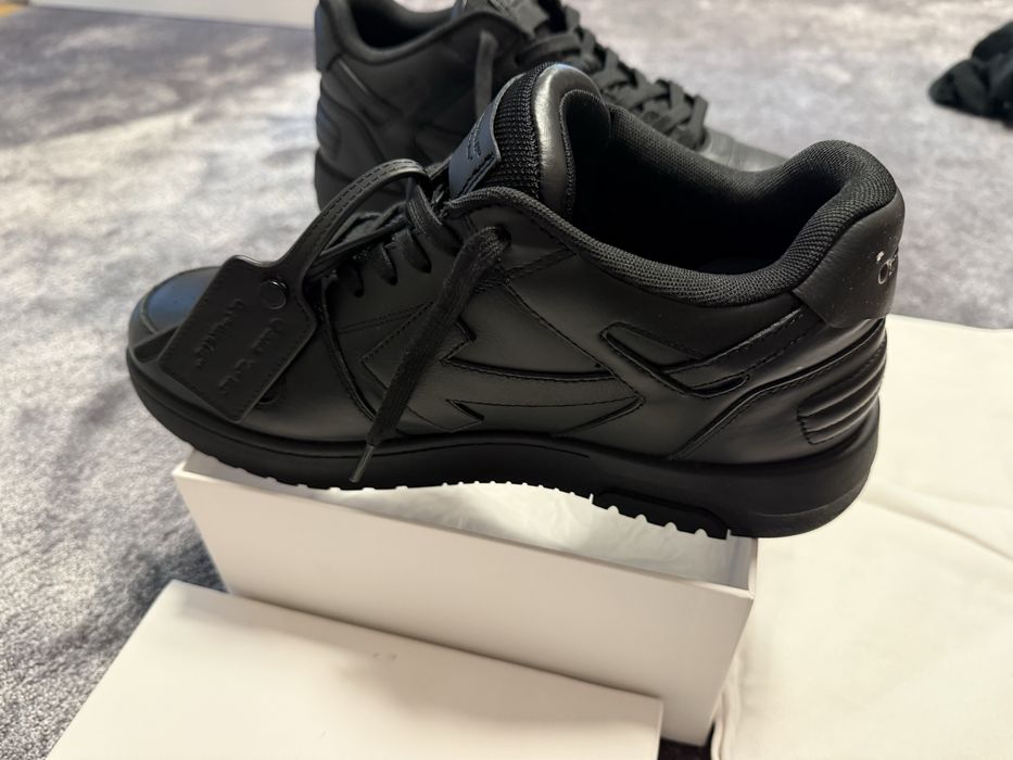 Shoes sneakers off white