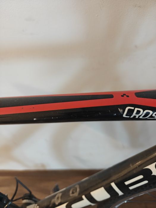 Bicicleta Cube Cross Race