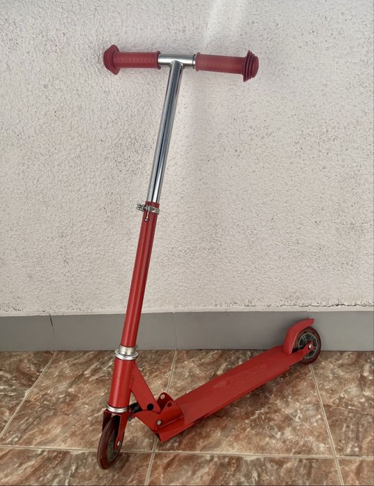 12 чифта детски обувки + подарък ТРОТИНЕТКА