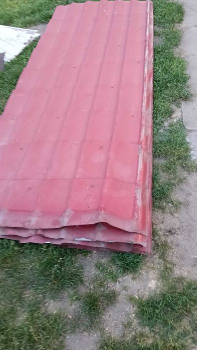 Țiglă metalică profilată ”Tigla metalica Wetterbest Clasic Mat Ral 3011 Rosu” cu coame și dolii