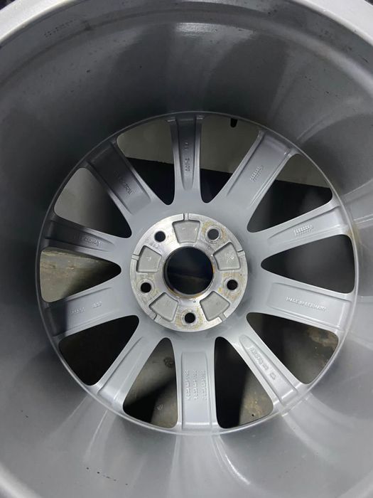 Продам шины с дисками на Bentley Continental, торг