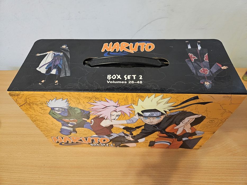 Manga: Naruto box set 2 volumes 28-48